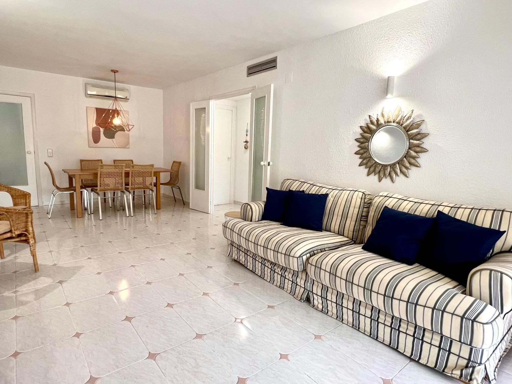 Magnifico Apartamento Playamero Con Vistas Al Mar. سالو المظهر الخارجي الصورة